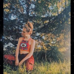 Meet your Posher, Vikki